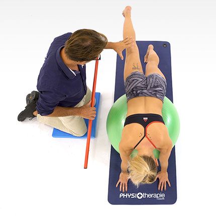 Gainage proprioceptif individuel avec ballon suisse